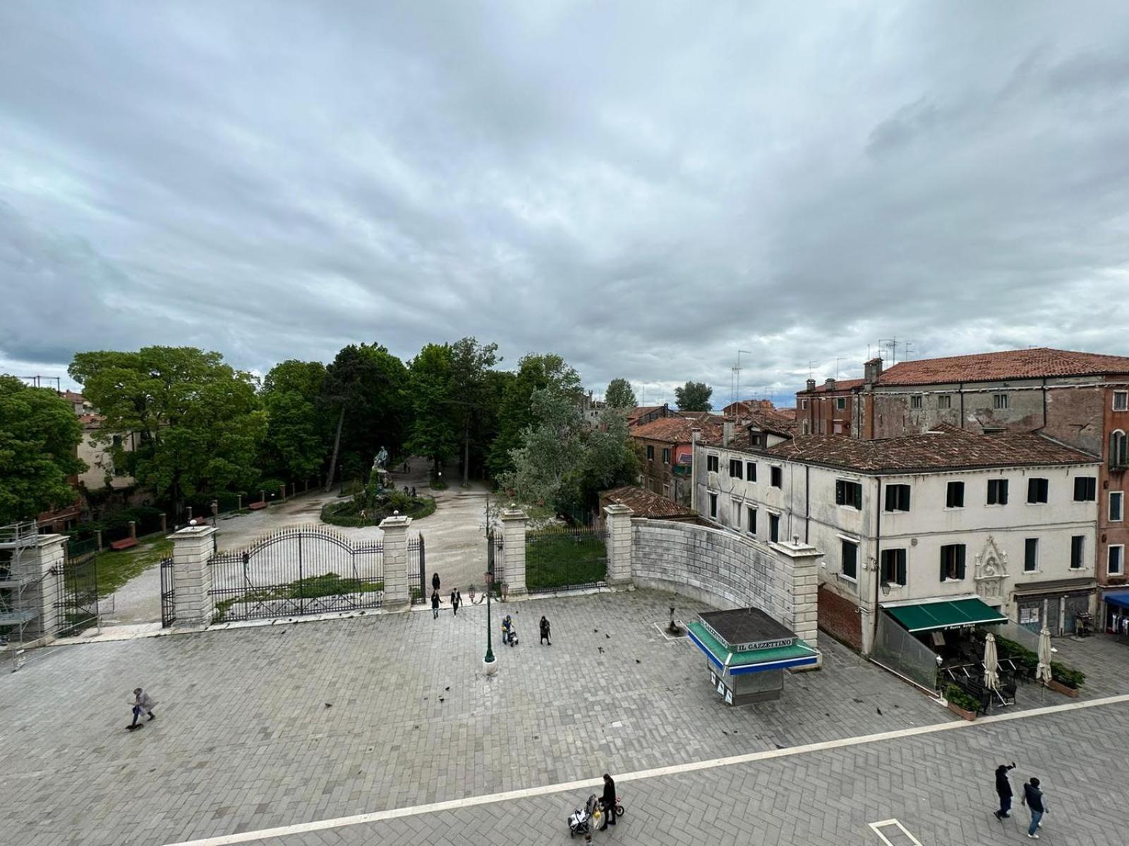 Ospizio Delle Donzelle Apartman Velence Kültér fotó