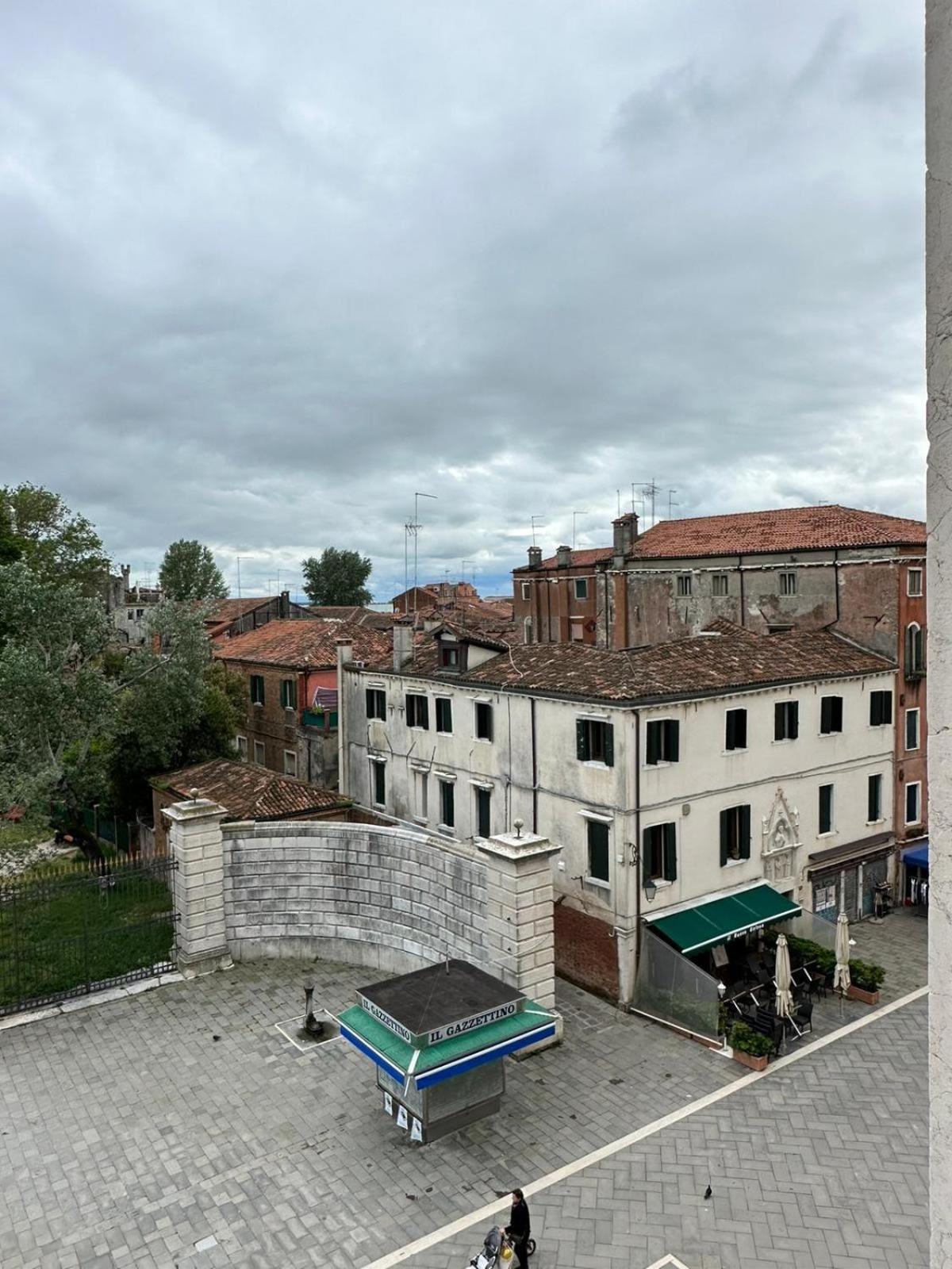 Ospizio Delle Donzelle Apartman Velence Kültér fotó
