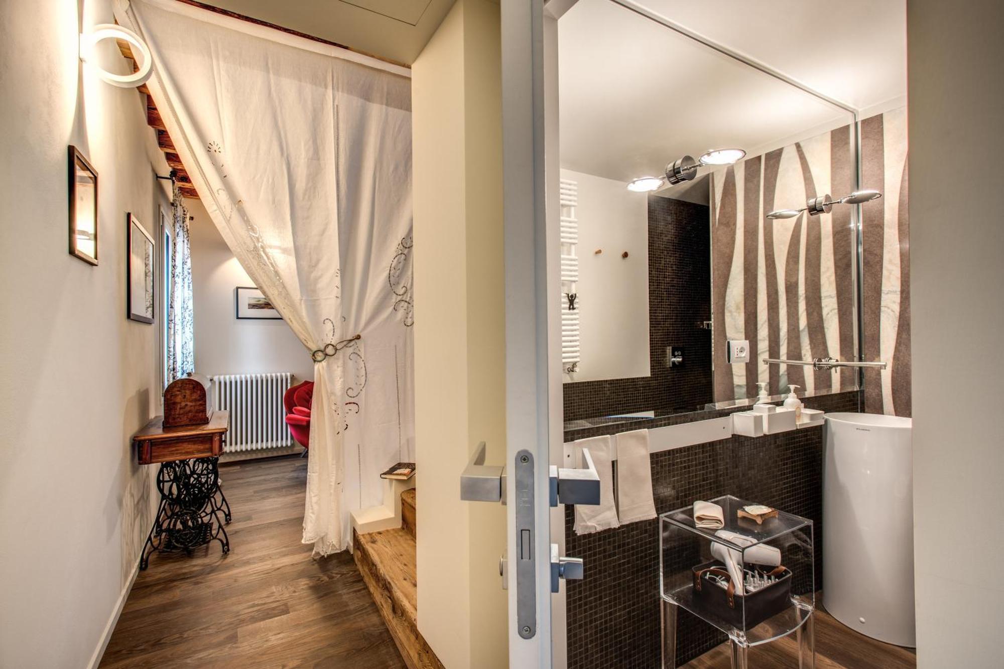 Ospizio Delle Donzelle Apartman Velence Kültér fotó